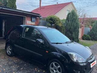 2008 Ford Fiesta Mk5, чёрный, 499000 рублей, вид 4
