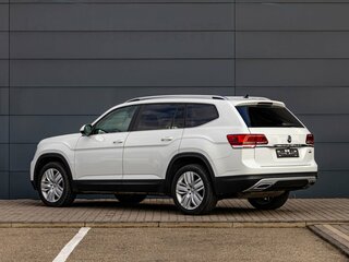 2018 Volkswagen Teramont I, белый, 3195000 рублей, вид 4