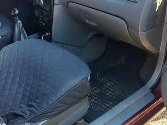 2006 Kia Spectra I Рестайлинг 2, красный, 250000 рублей - вид 5