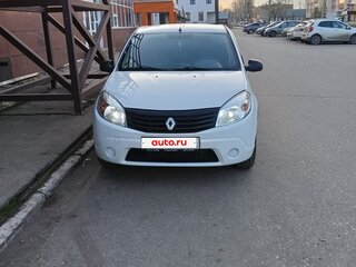 2011 Renault Sandero I, белый, 500000 рублей, вид 2