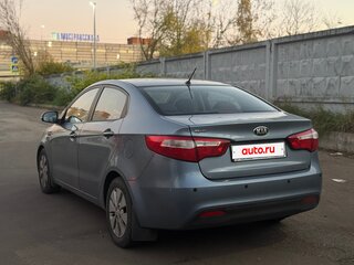 2014 Kia Rio 6-speed III, голубой, 750000 рублей, вид 4