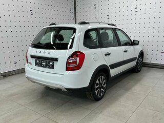 2026 Lada (ВАЗ) Granta Cross I Рестайлинг, белый, 1281000 рублей, вид 4
