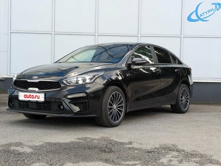 2019 Kia Cerato IV, чёрный, 1695000 рублей, вид 1