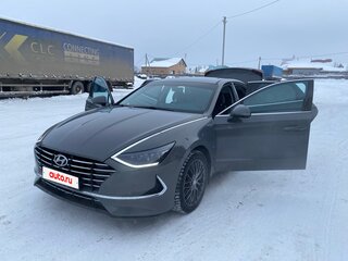 2022 Hyundai Sonata VIII (DN8), серый, 2690000 рублей, вид 4