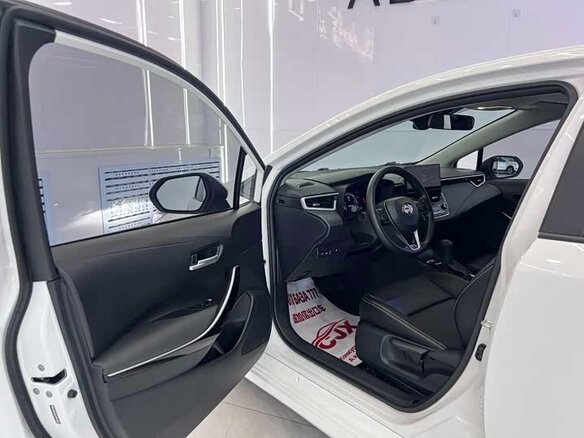 2023 Toyota Corolla XII (E210), белый, 1840000 рублей - вид 7