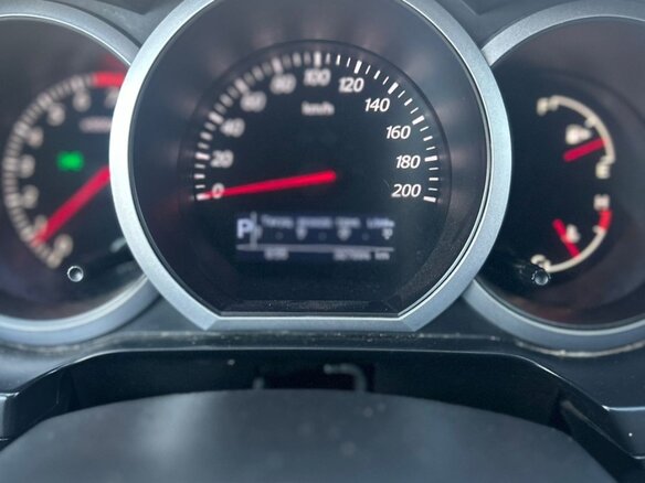 2013 Suzuki Grand Vitara II Рестайлинг 2, белый, 1280000 рублей - вид 6