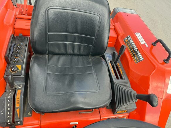 2005 Kubota GL-Series, оранжевый, 1050000 рублей - вид 16