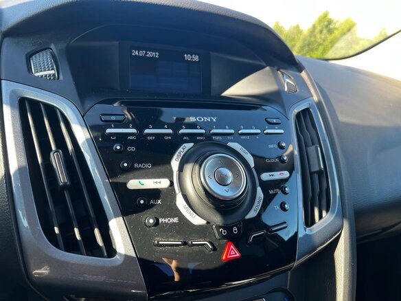 2012 Ford Focus III, серебристый - вид 14