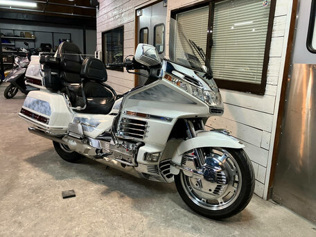 1999 Honda GL 1500 Gold Wing, белый, 759000 рублей, вид 3