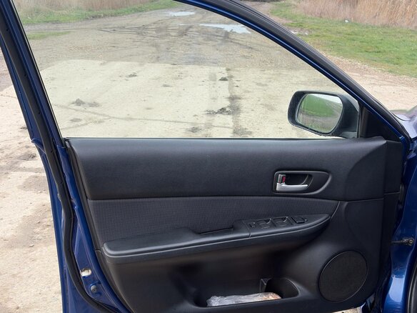 2006 Mazda 6 I (GG) Рестайлинг, синий, 400000 рублей - вид 14