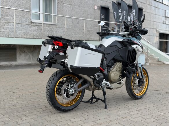 2026 Ducati Multistrada V4, зелёный, 3250000 рублей - вид 7