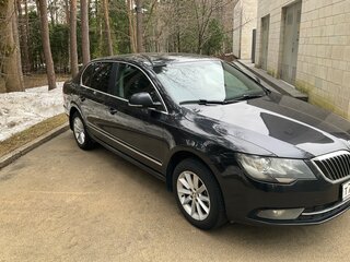 2013 Skoda Superb DSG II Рестайлинг, чёрный, 820000 рублей, вид 3