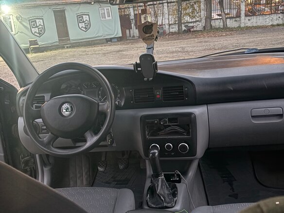 2002 Skoda Octavia I (A4) Рестайлинг, синий, 285000 рублей - вид 11