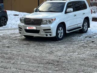 2014 Toyota Land Cruiser 200 Series Рестайлинг 1, белый, 4800000 рублей, вид 2