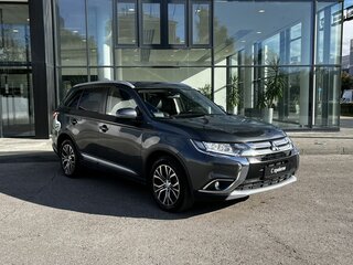 2015 Mitsubishi Outlander III Рестайлинг 2, серый, 1890000 рублей, вид 3