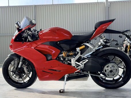 2022 Ducati Panigale V2, красный, 1499999 рублей, вид 4