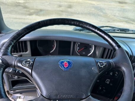 2014 Scania P-series, белый, 5000000 рублей, вид 5