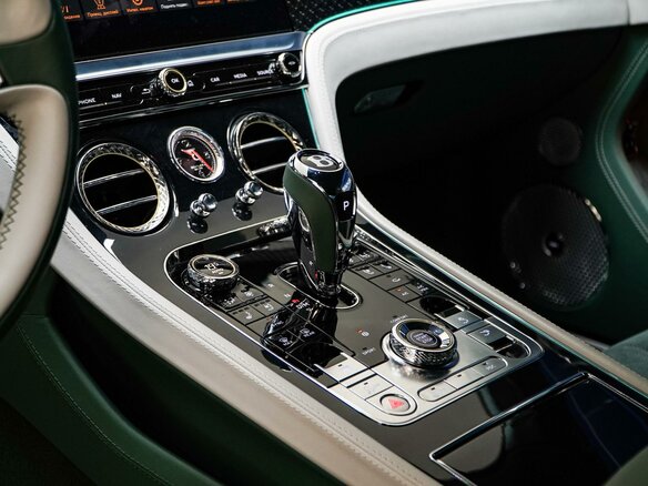 2019 Bentley Continental GT III, зелёный, 12599046 рублей - вид 15
