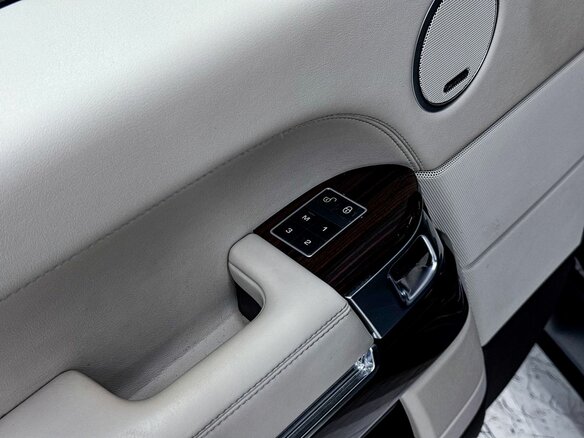 2014 Land Rover Range Rover Long IV, чёрный, 4500000 рублей - вид 26