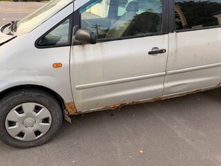 1999 Volkswagen Sharan I, серебристый, 150000 рублей, вид 5
