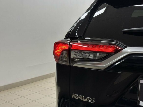 2020 Toyota RAV4 V (XA50), чёрный - вид 10