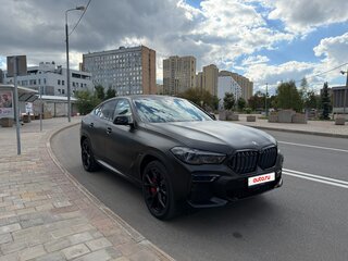 2021 BMW X6 40d III (G06), чёрный, 9500000 рублей, вид 5