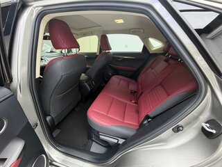 2021 Lexus NX 200 I Рестайлинг, серебристый, 3335000 рублей, вид 3
