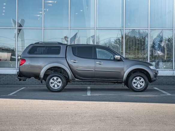 2014 Mitsubishi L200 Super Select IV Рестайлинг, коричневый - вид 4