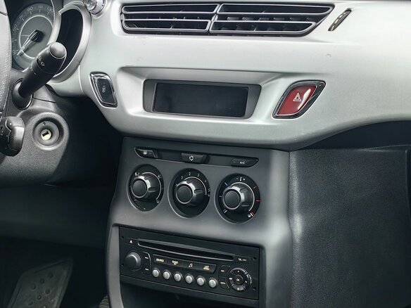 2010 Citroen C3 II, красный - вид 12