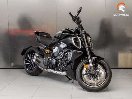 2023 Ducati Diavel V4, чёрный, 2547540 рублей, вид 1
