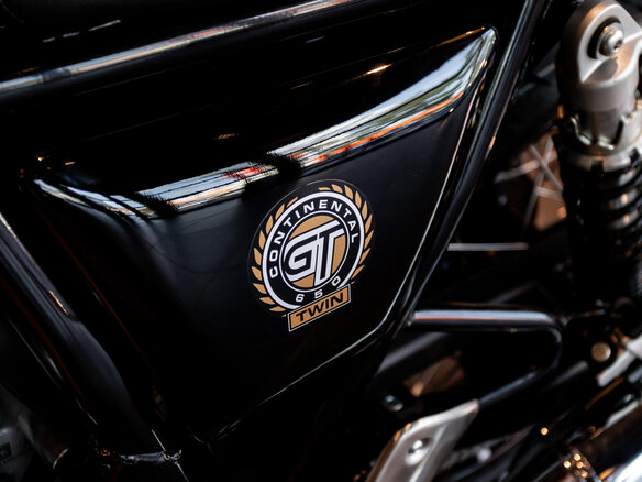 2026 Royal Enfield Continental GT, зелёный, 727000 рублей - вид 22