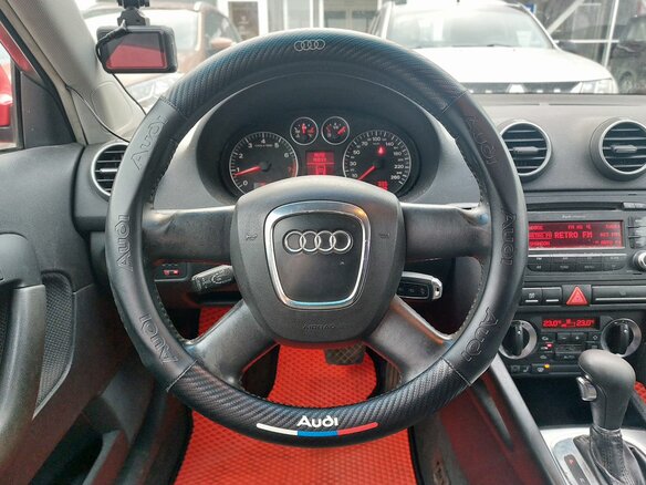 2008 Audi A3 II (8P) Рестайлинг 1, красный, 700000 рублей - вид 16
