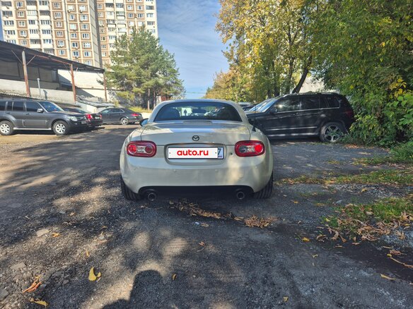 2011 Mazda MX-5 Hard Top III (NC) Рестайлинг, бежевый, 2050000 рублей - вид 6