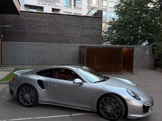 2015 Porsche 911 Turbo VII (991), серебристый, 11790000 рублей, вид 3