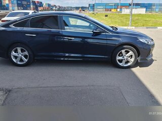 2018 Hyundai Sonata VII (LF) Рестайлинг, синий, 1780000 рублей, вид 2