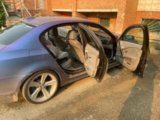 2004 BMW 5 серии 530i V (E60/E61), синий, 800000 рублей, вид 4