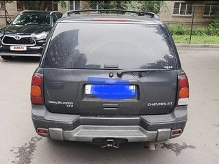 2007 Chevrolet TrailBlazer I Рестайлинг, серый, 750000 рублей, вид 2