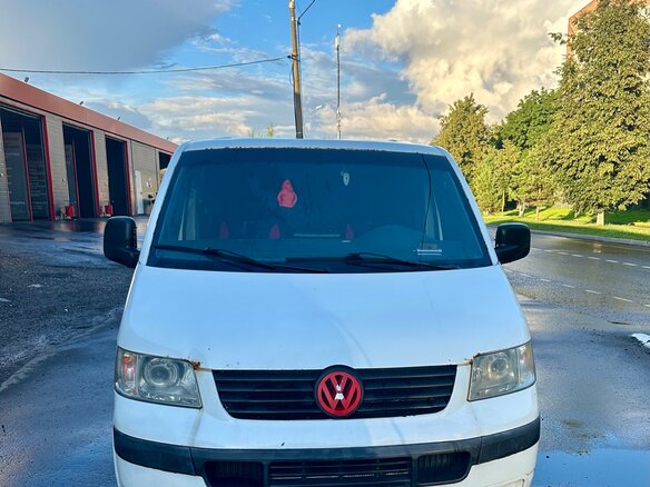 2007 Volkswagen Transporter T5, белый, 700000 рублей
