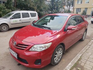 2011 Toyota Corolla X (E140, E150) Рестайлинг, красный, 890000 рублей, вид 5
