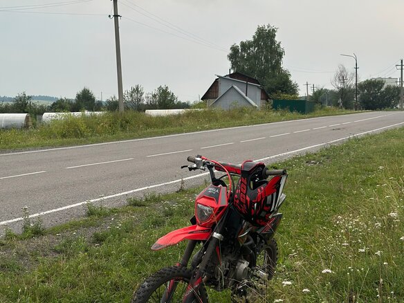 2023 Regulmoto Seven Medalist Pro, красный, 85000 рублей