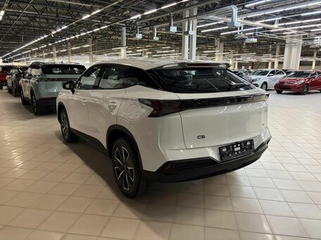 Omoda C5 II