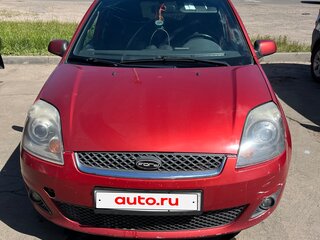 2006 Ford Fiesta Mk5, красный, 254000 рублей, вид 2