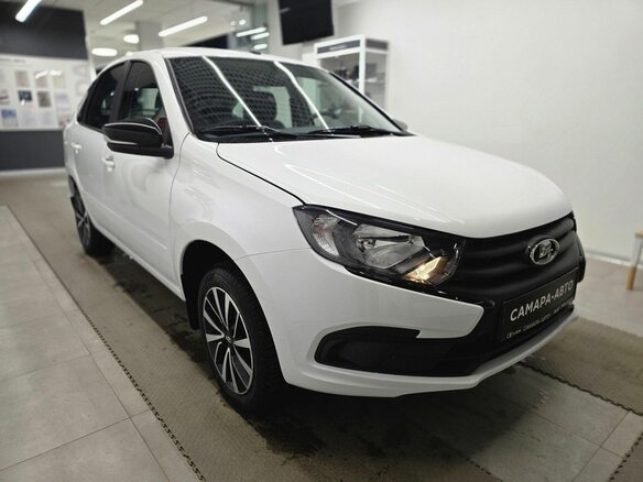 2026 Lada (ВАЗ) Granta I Рестайлинг, белый, 1218000 рублей