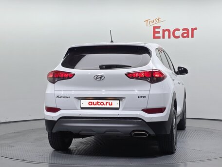 2017 Hyundai Tucson III, белый, 1415040 рублей, вид 4