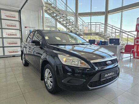 2010 Ford Focus II Рестайлинг, чёрный, 865000 рублей, вид 3