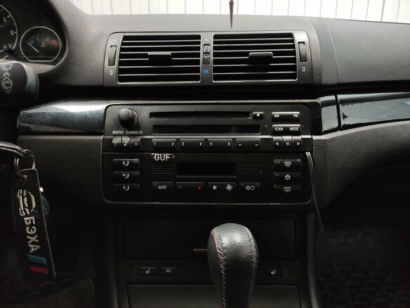 2004 BMW 3 серии 320i IV (E46) Рестайлинг, серебристый, 870000 рублей - вид 11