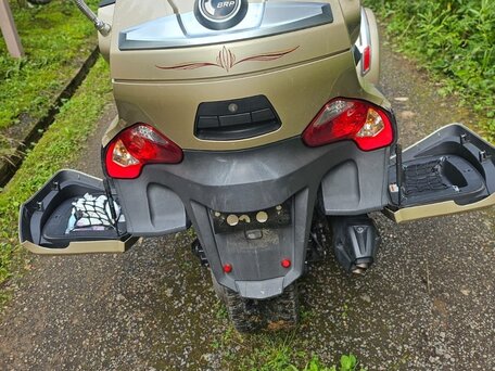 2016 BRP Can-Am Spyder, золотистый, 1499999 рублей, вид 4