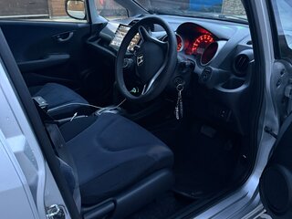 2009 Honda Fit II, серый, 460000 рублей, вид 5