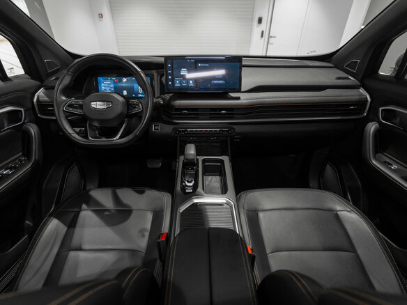 2024 Geely Okavango I Рестайлинг, серый - вид 7