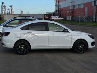 2024 Lada (ВАЗ) Vesta I Рестайлинг (NG), белый, 1559000 рублей, вид 4
